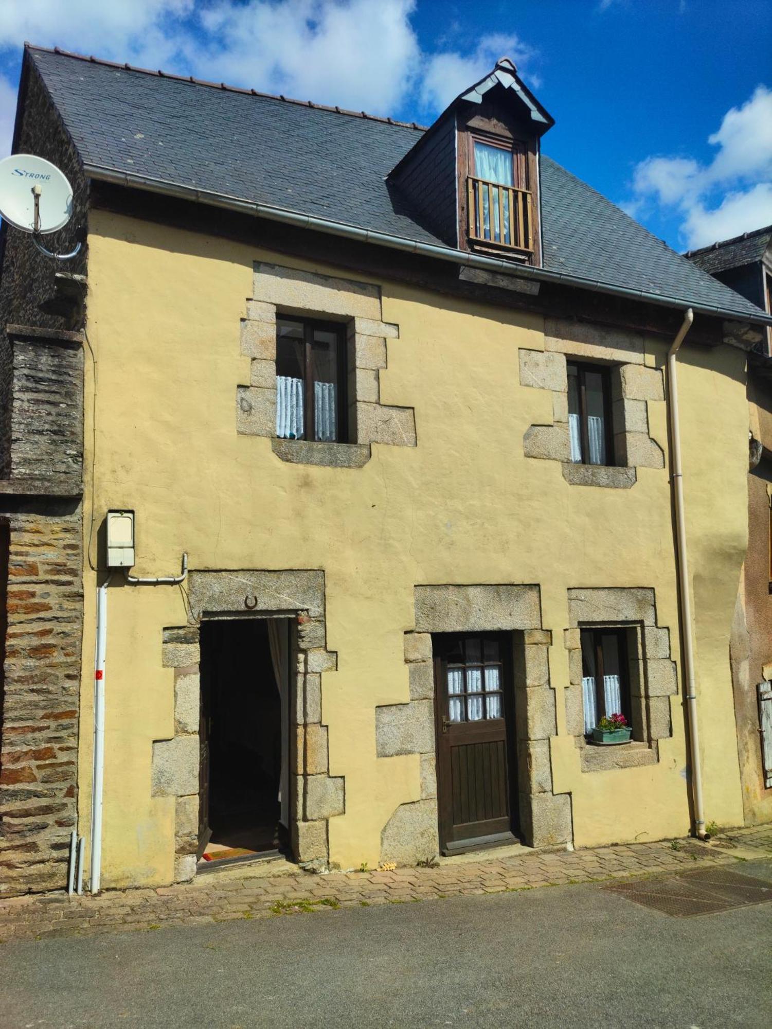 Maison Josselin Proche Chateau Esterno foto